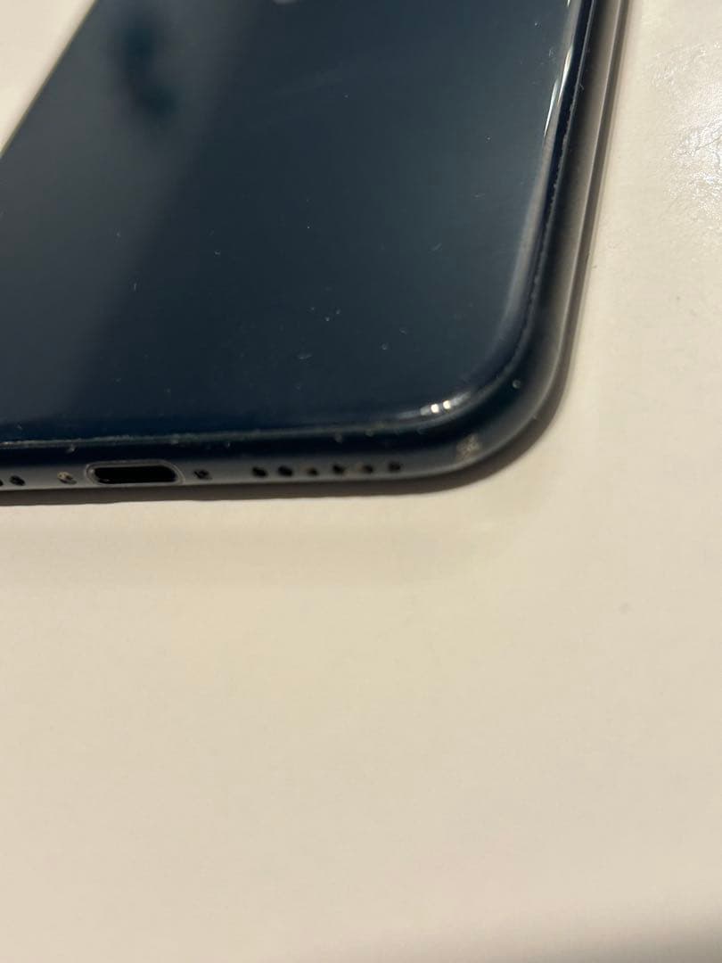 iPhone SE 第3世代 64GB SIMフリー ミッドナイト（黒系）