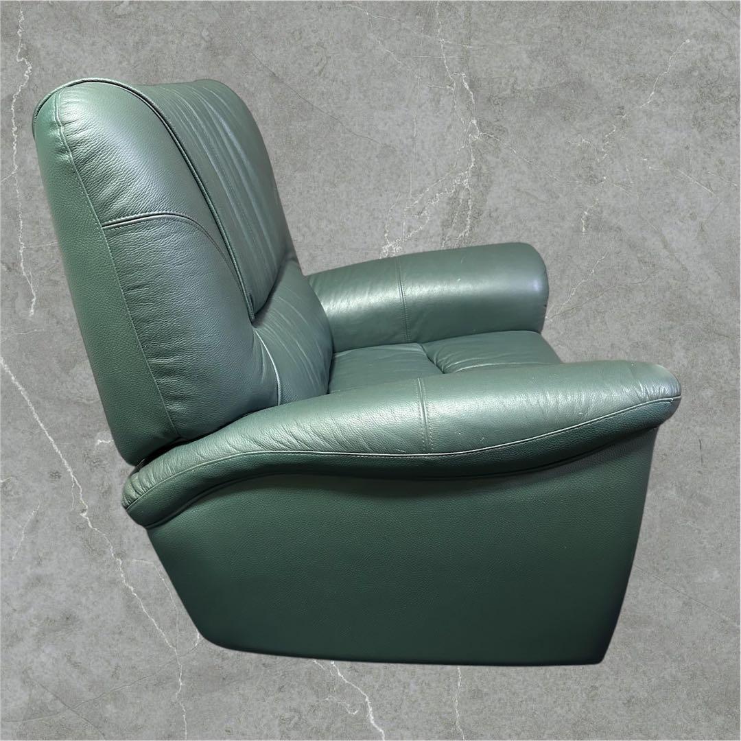 1人掛け　リクライニングソファー　緑　本革素材　シングルソファー　送料込み価格