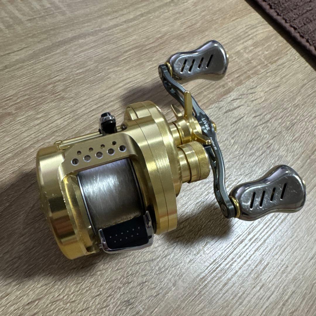 ト*ウ様 カルカッタコンクエスト200 リブレハンドル付き！