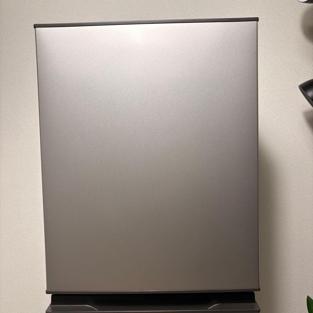 2024年 冷蔵庫 一人暮らし 単身用 小型 3ヶ月保証送料無料 未使用に近い