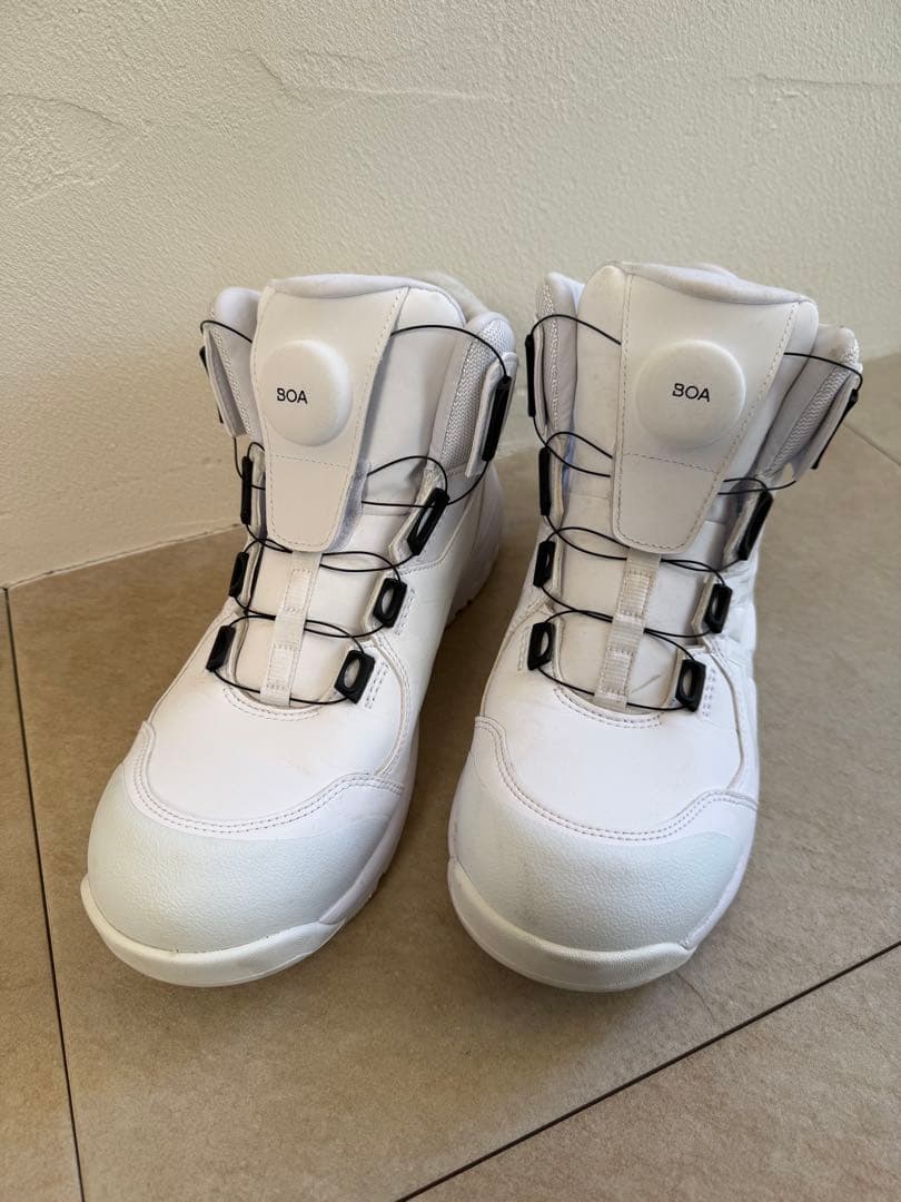 asics ウィンジョブ CP304 BOA 27cm 白 限定カラー