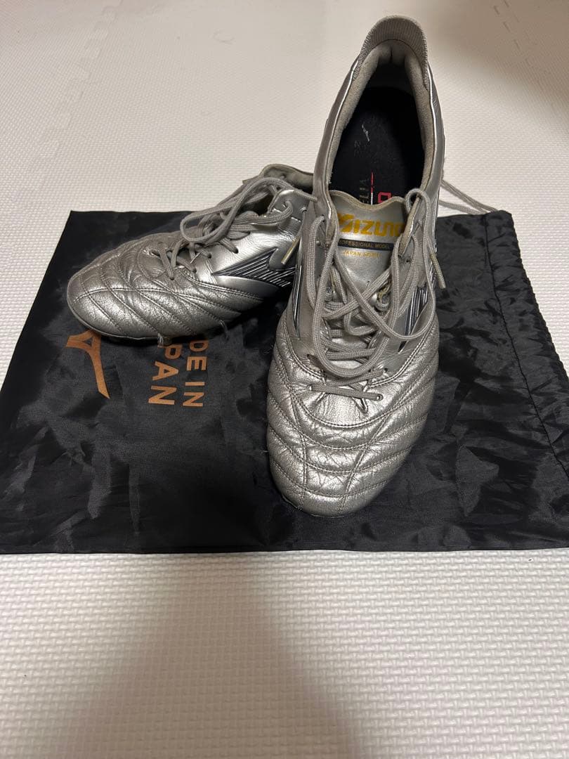 モレリアネオIV JAPAN PLATINUM SILVER PACK限定カラー