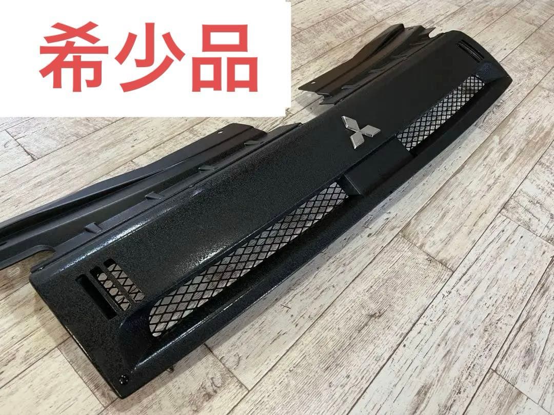 デリカD5 グリル　希少純正オプション　チッピング塗装