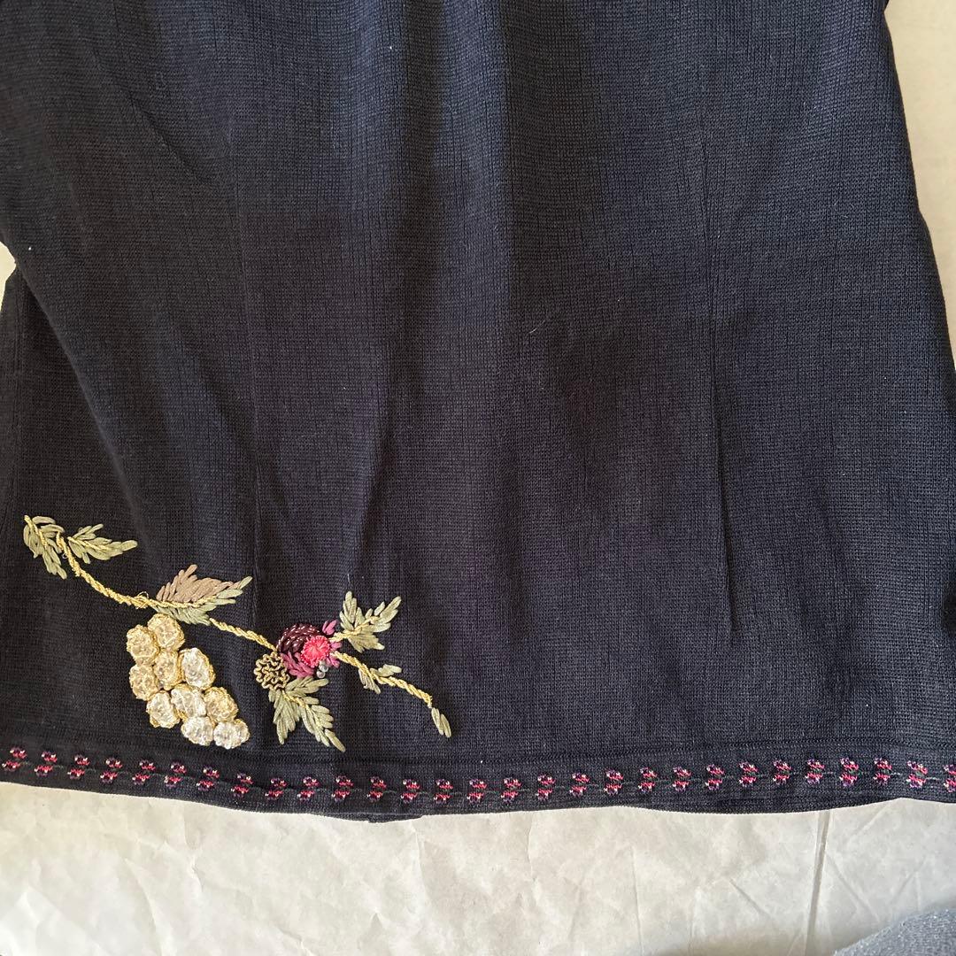 ATELIER SAGAN刺繍入りカーディガン 黒　アトリエサガンL 麻100