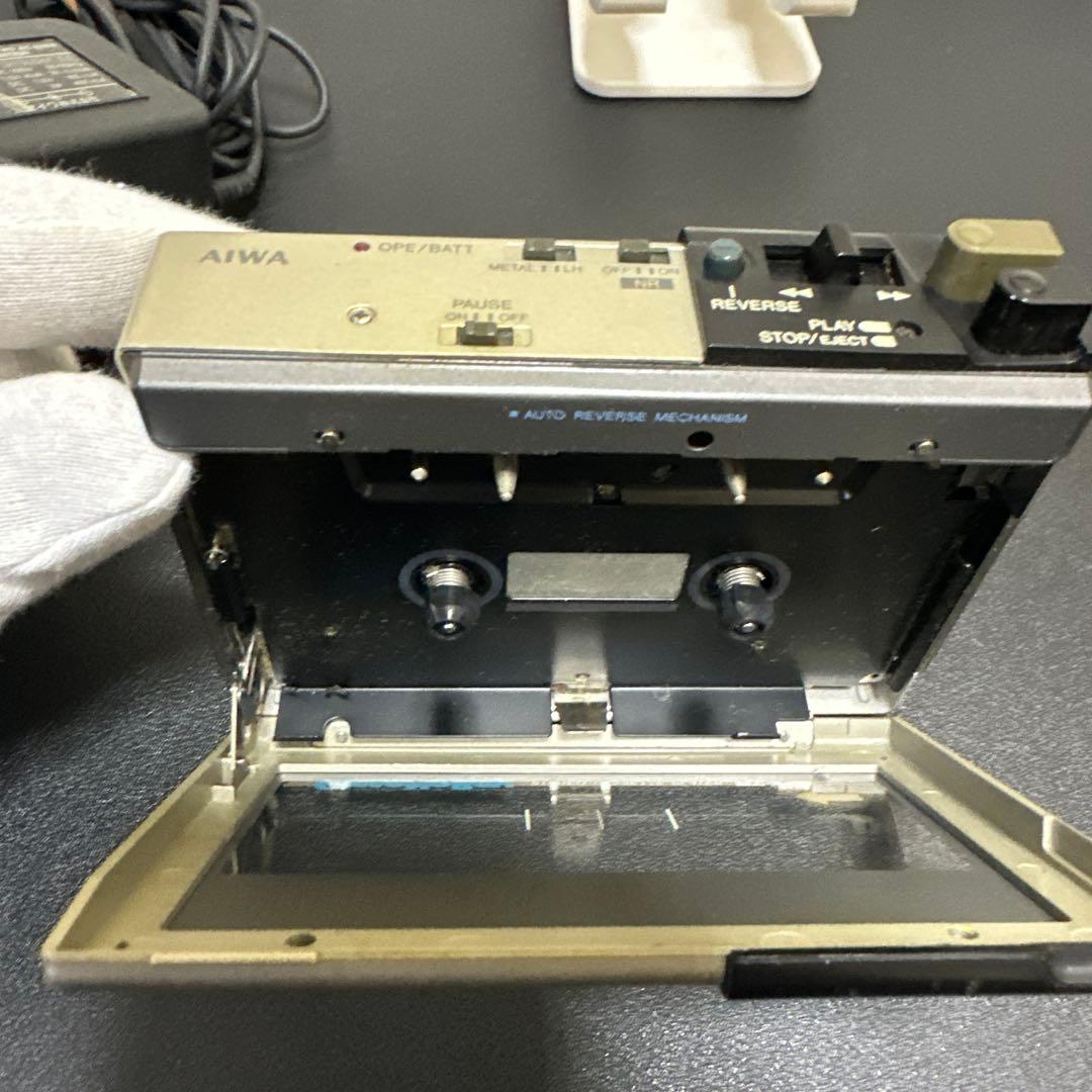 AIWAアイワ CassetteBoy HS-P2 通電OK ジャンク　現状品