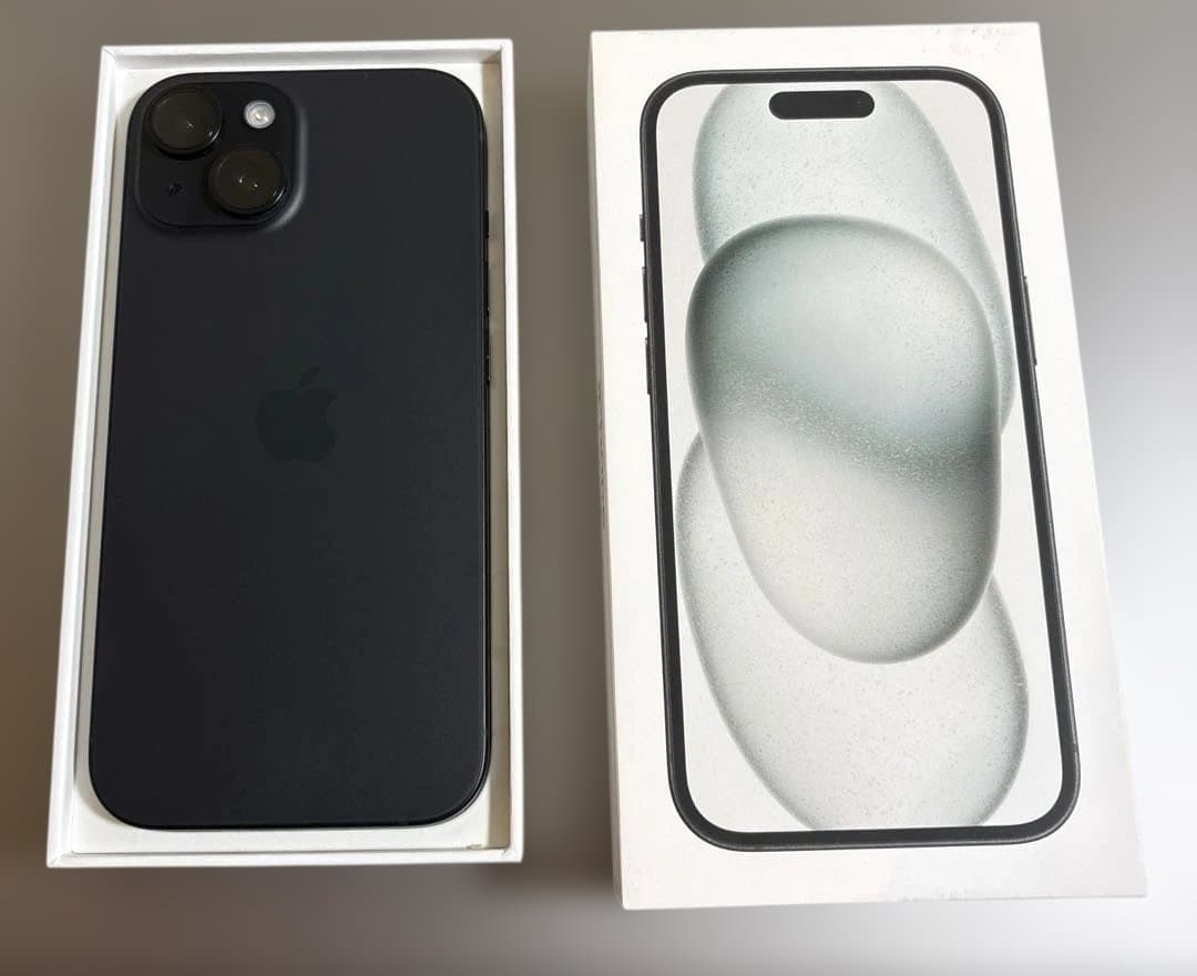 Apple iPhone 15 128gb ブラック　本体