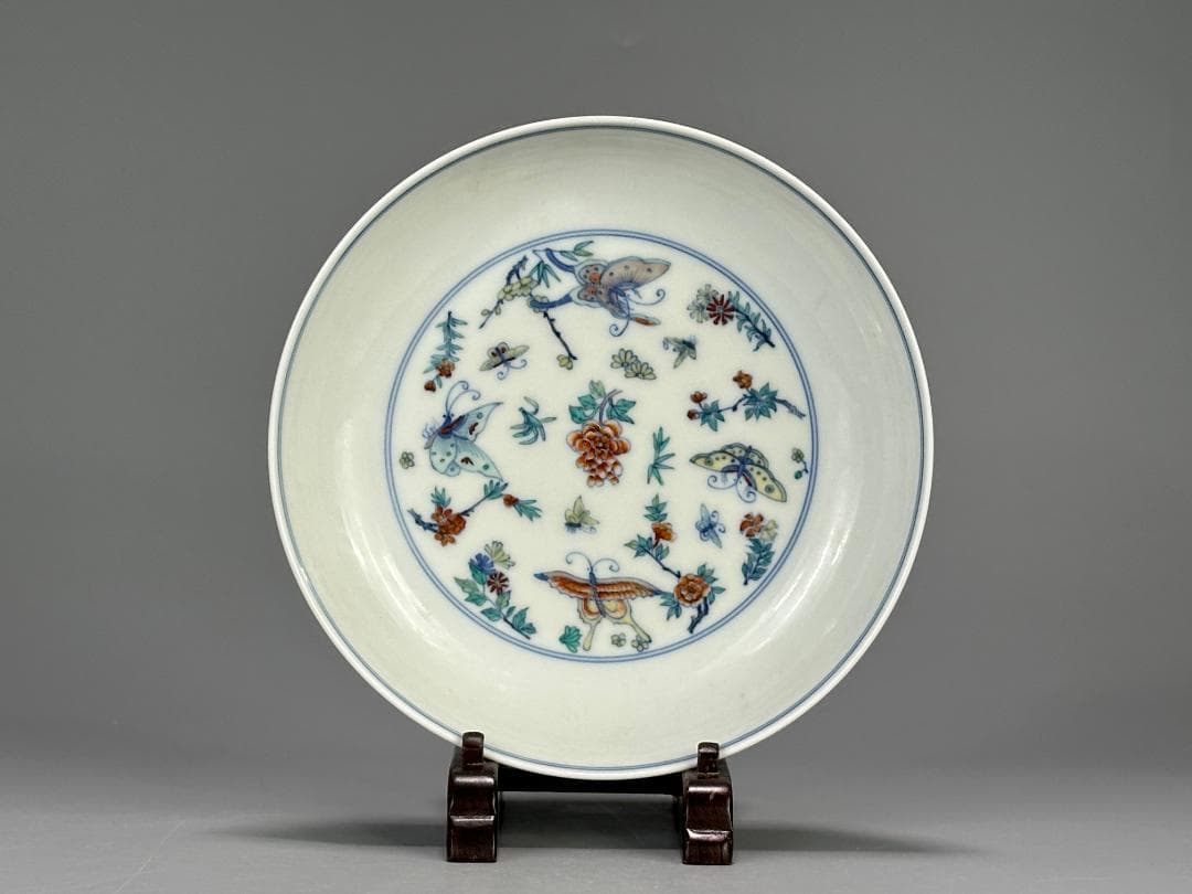 大清雍正年製　款　斗彩　豆彩　胡蝶花卉文　皿　盤　唐物