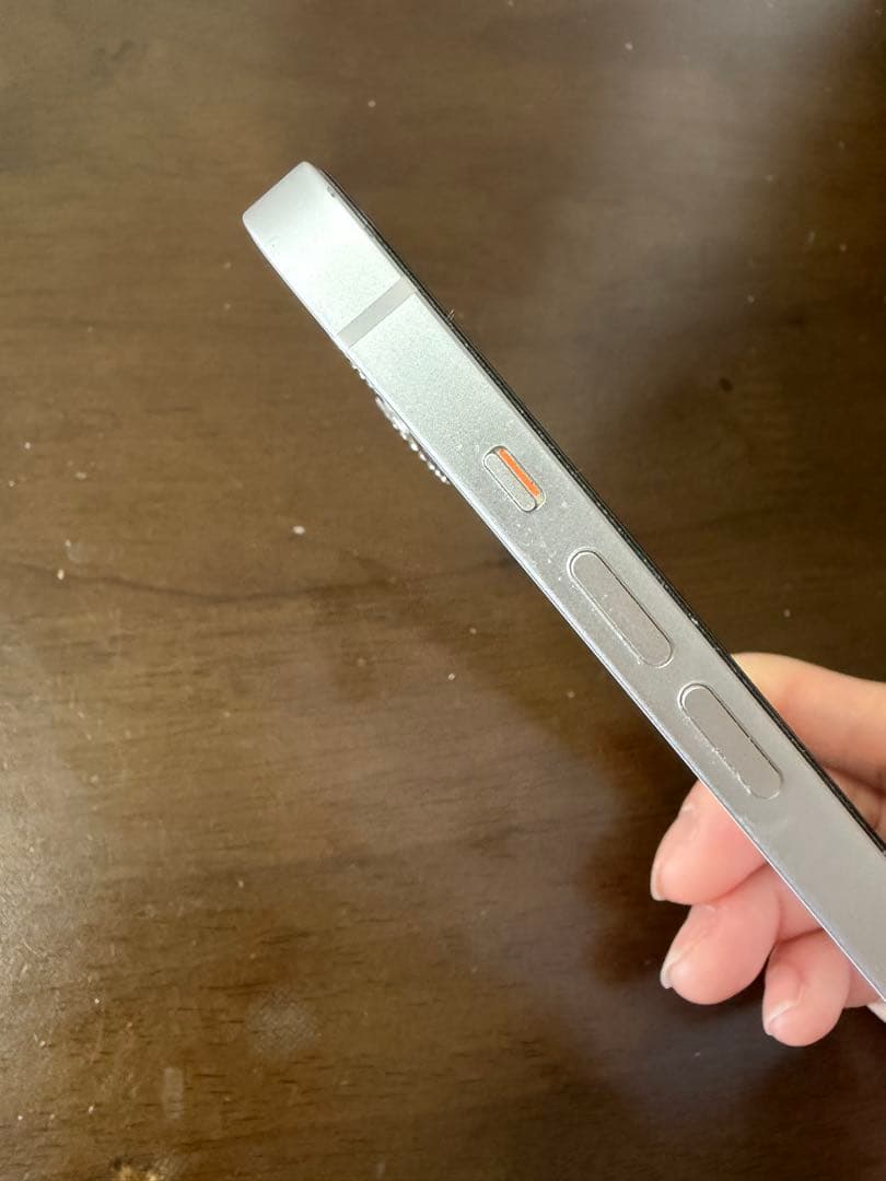 【美品】iPhone13 128GB スターライト