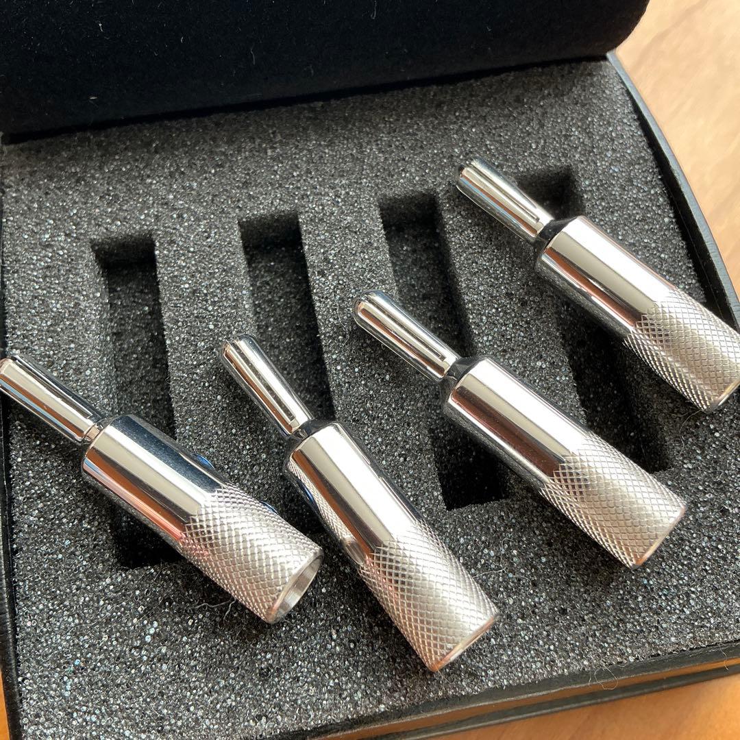 【極美品】オヤイデ　バナナプラグ　SRBN 　（２セット）　ロジウムメッキ