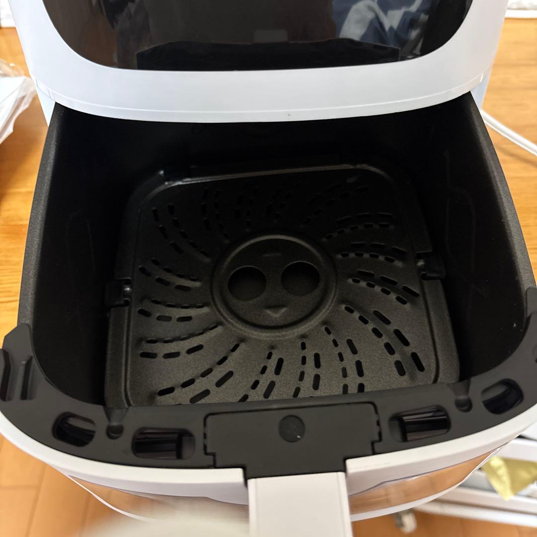 ホワイト ノンフライヤー 中型 使い捨てトレイ付き