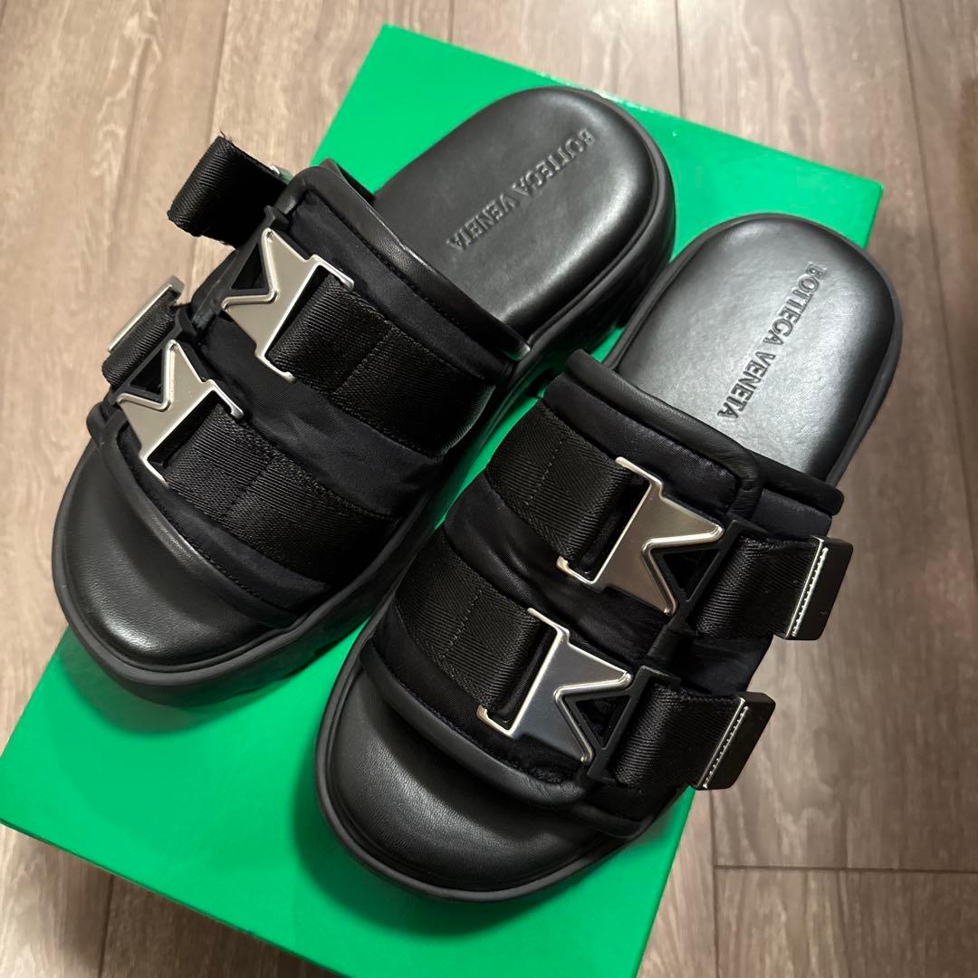 BOTTEGA VENETA ブラックサンダル ジャンク品