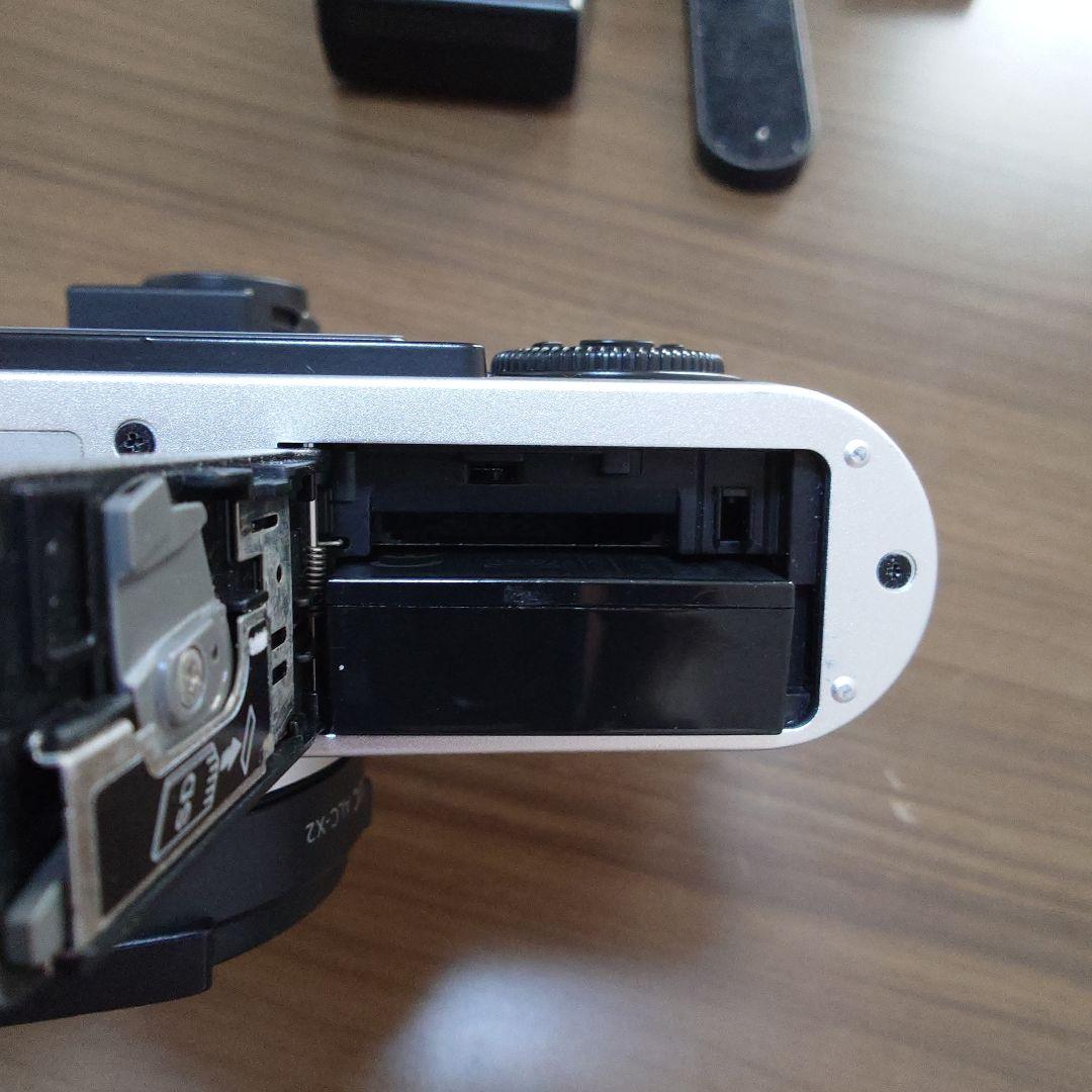 LEICA x2 デジタルカメラ