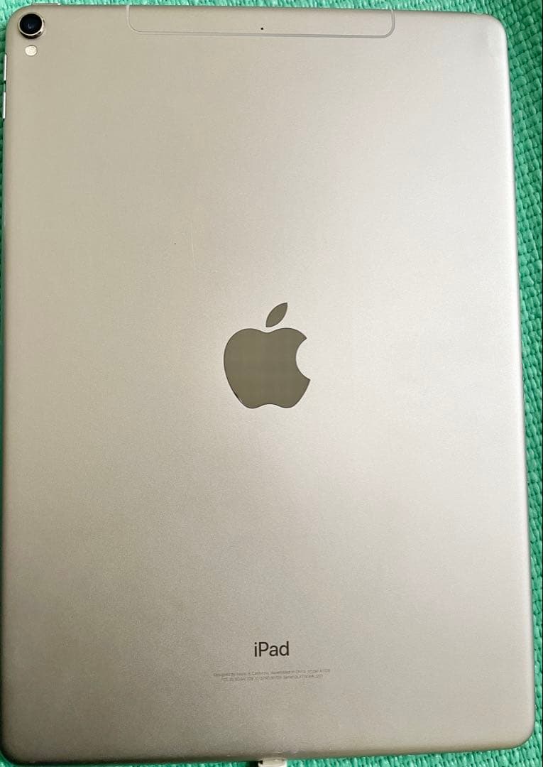 Apple iPad pro10.5インチ シルバー 64GB 訳あり