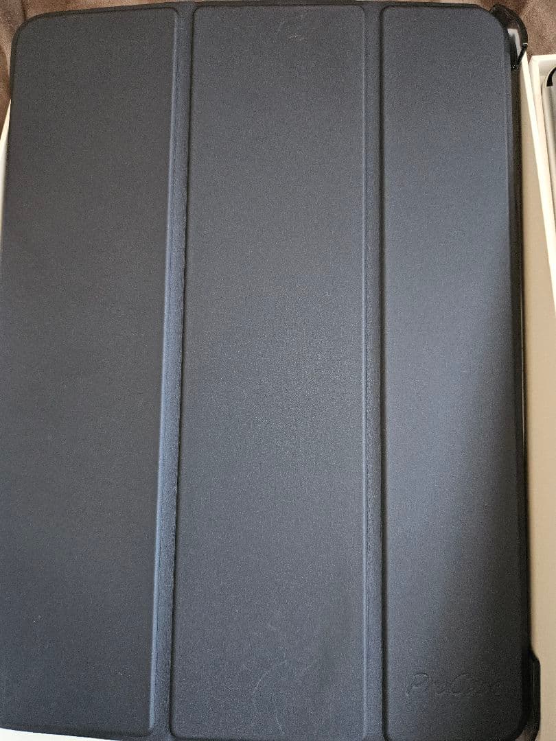 [美品] iPad pro 本体 充電ケーブル　カバー付き