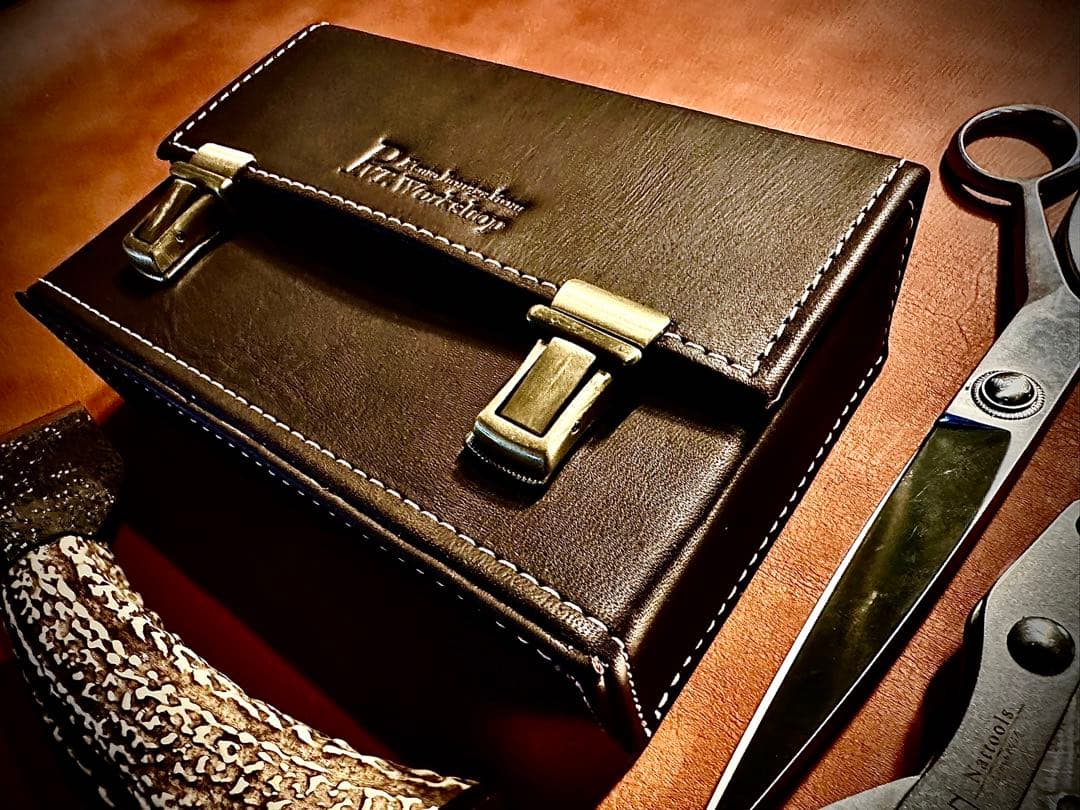 Pvt.Workshop極 本革デッキケース　ダークブラウン