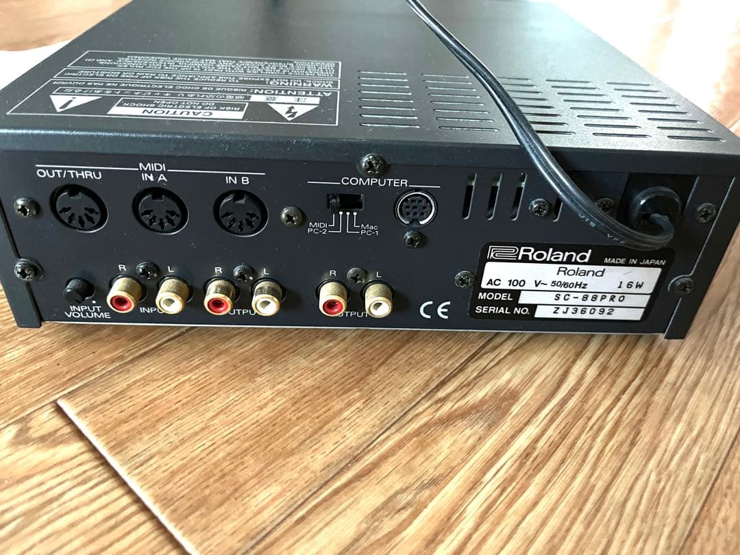 Roland SC-88 Pro 音源【中古】