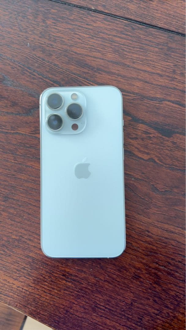 Apple iPhone 13 Pro シルバー 本体 値下げ中