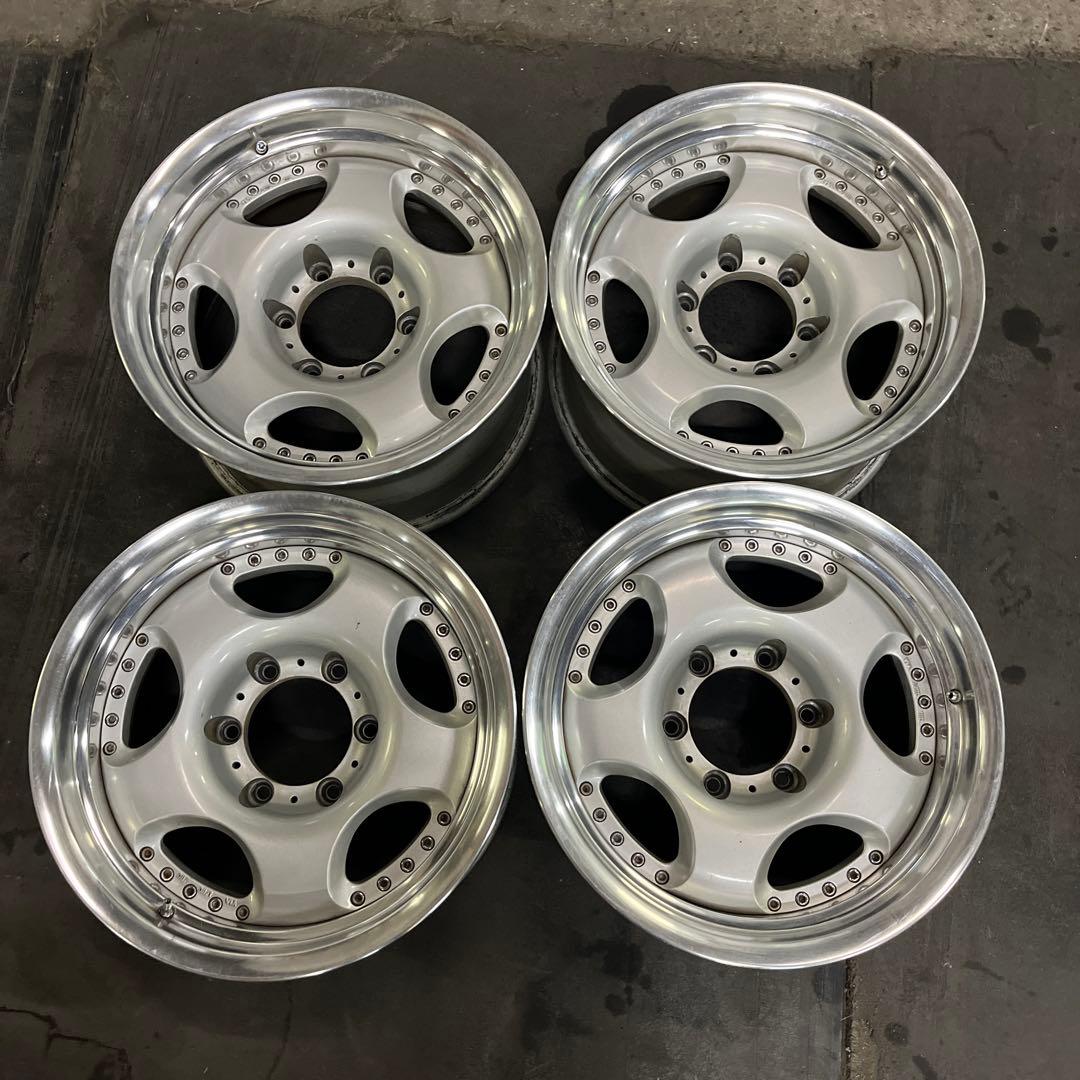 16インチアルミホイール