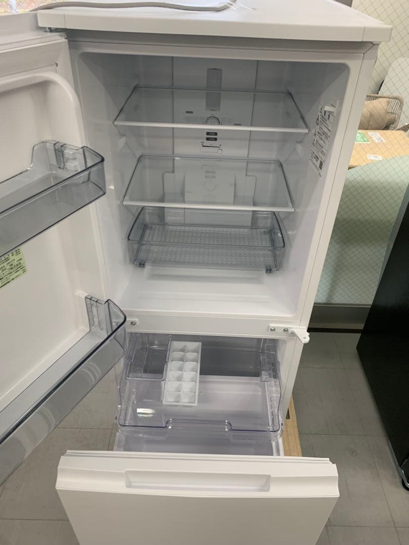 シャープ SJ-D15K 冷蔵庫 152Lマットホワイト 2024年製 極美品