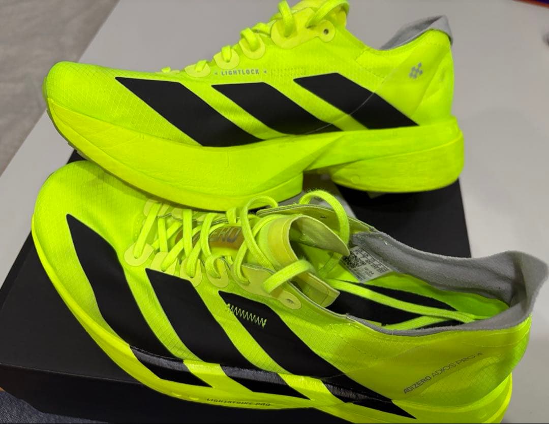 アディダス　アディゼロアディオスプロ4M 25.5㎝　G2