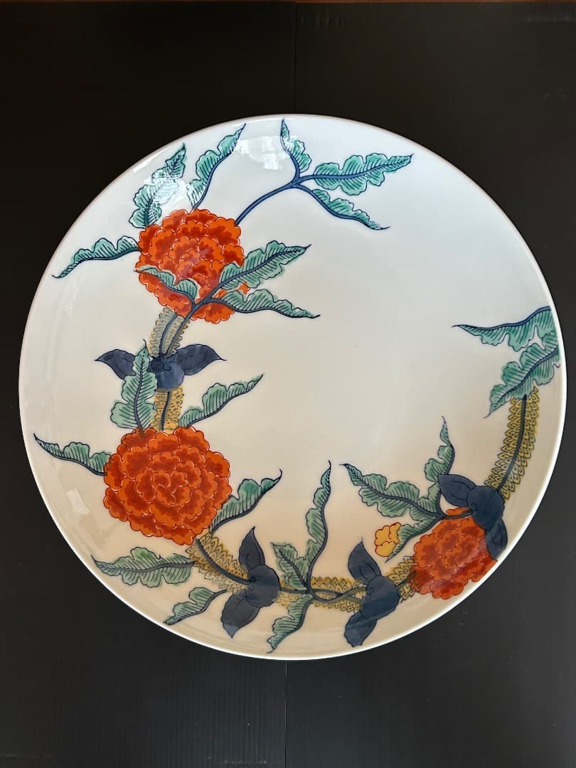 色鍋島 けし図 高台大皿　(船津彩雲 作)