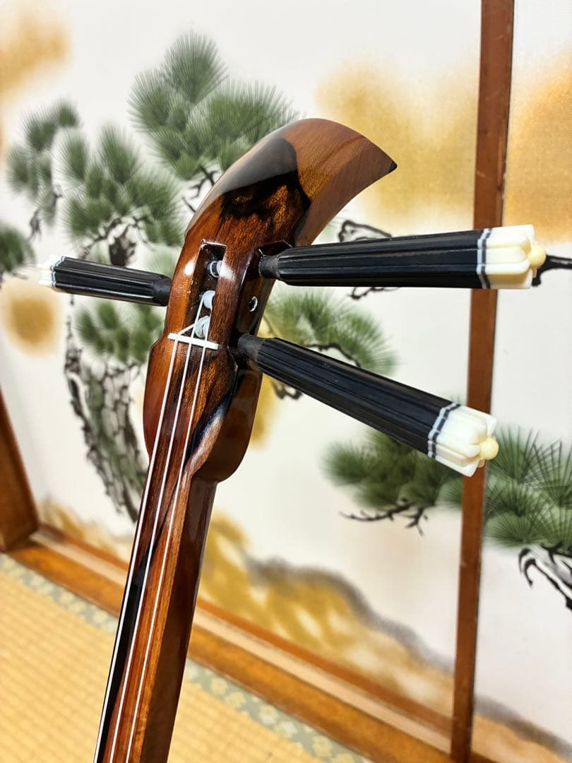 沖縄三線　エーマクルチ　本蛇皮一枚張り！