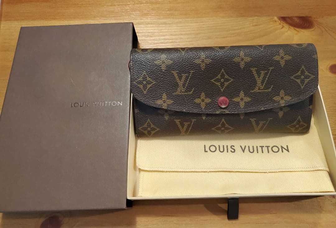 ルイヴィトン 長財布 エンベロープ