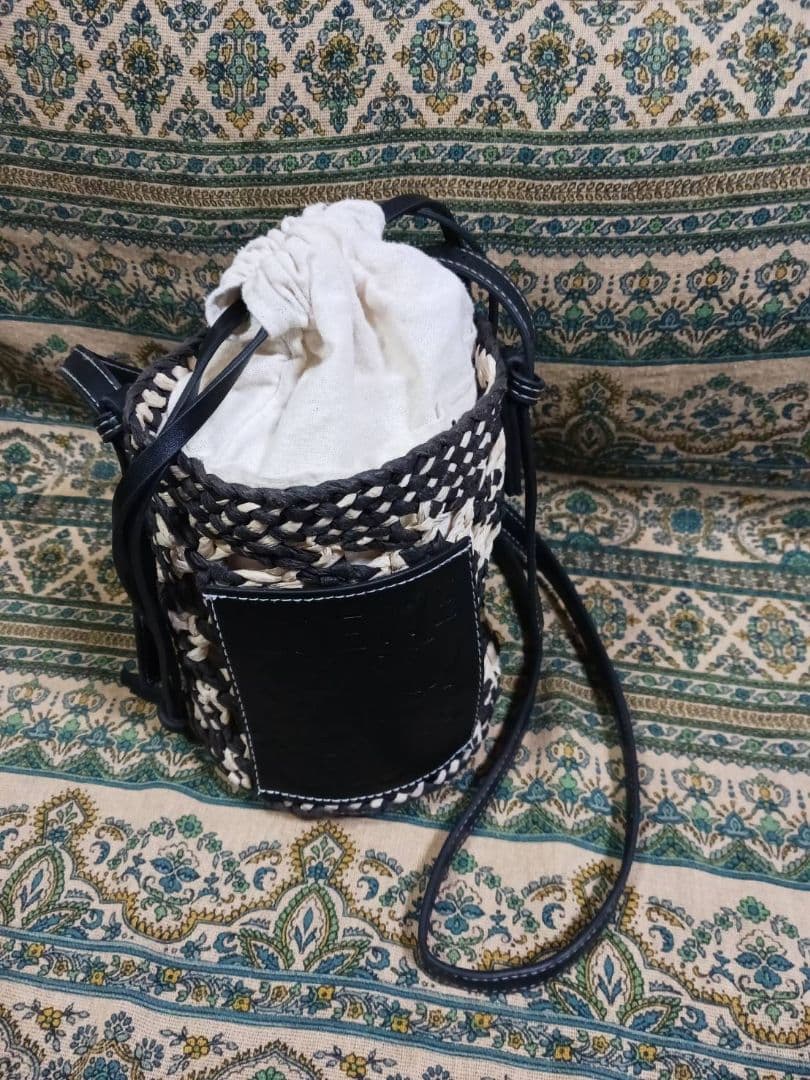 LOEWE 　ノベルティ　かごバッグ