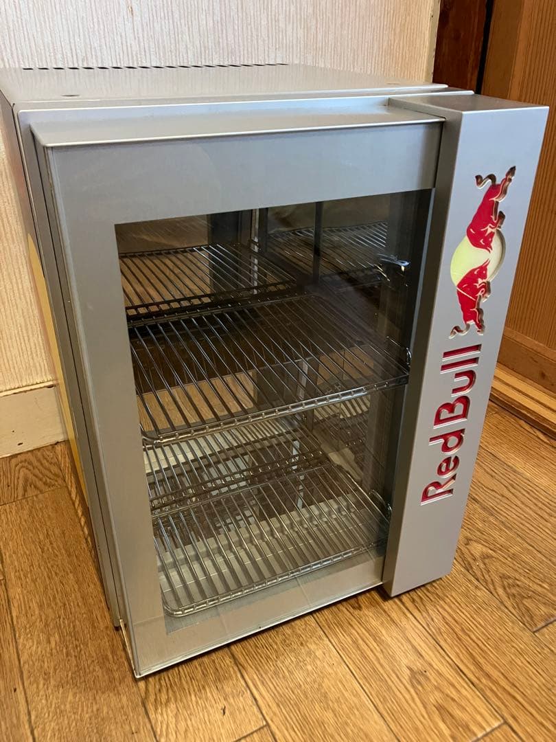 【希少】　RedBull レッドブル　小型冷蔵庫　ショーケース 非売品　美品