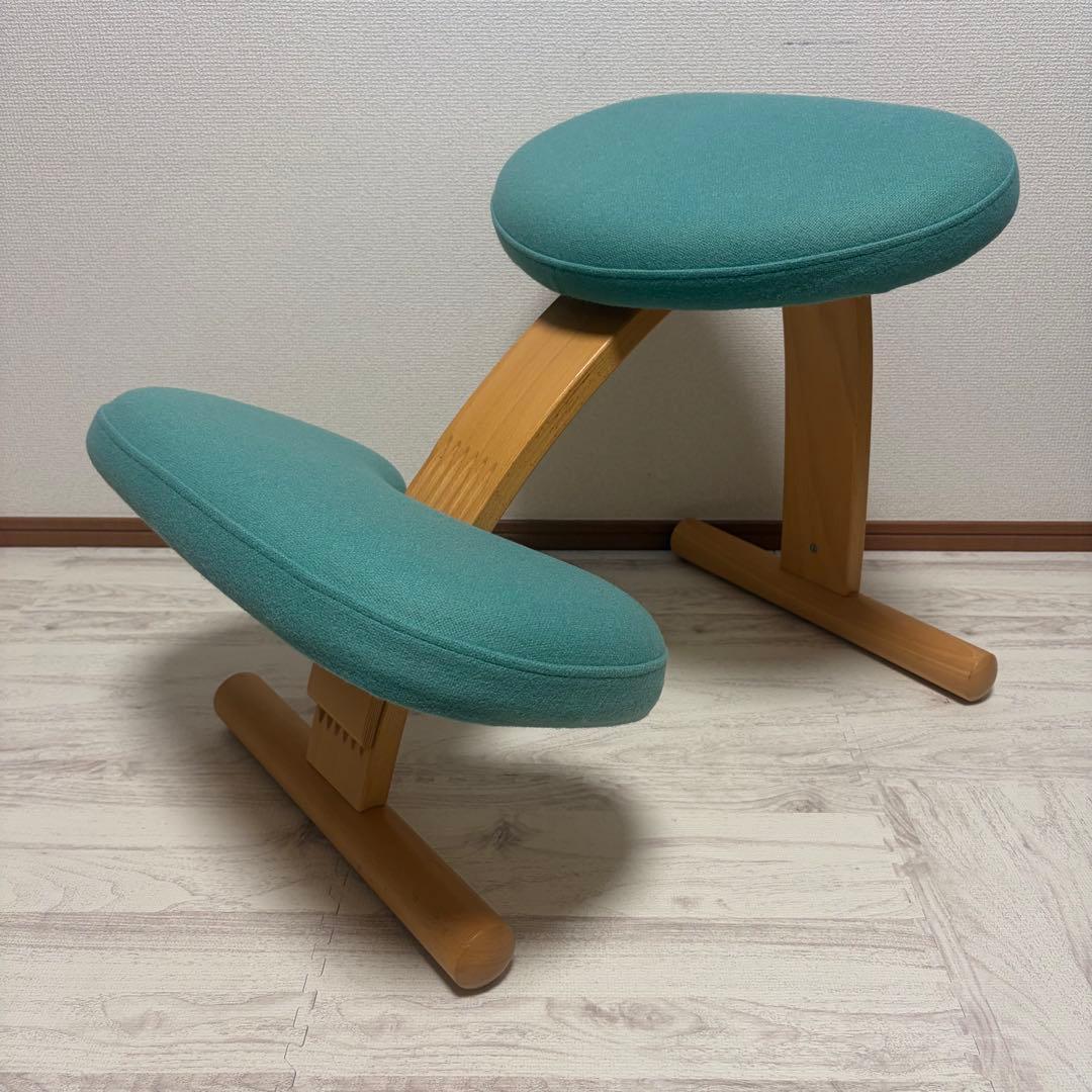 リボ社　rybo 　バランスイージー チェア グリーン　姿勢矯正