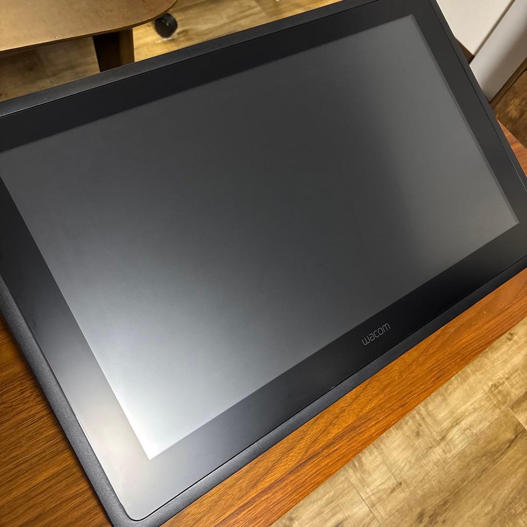 Wacom cintiq22 DTK-2260 ペン無し