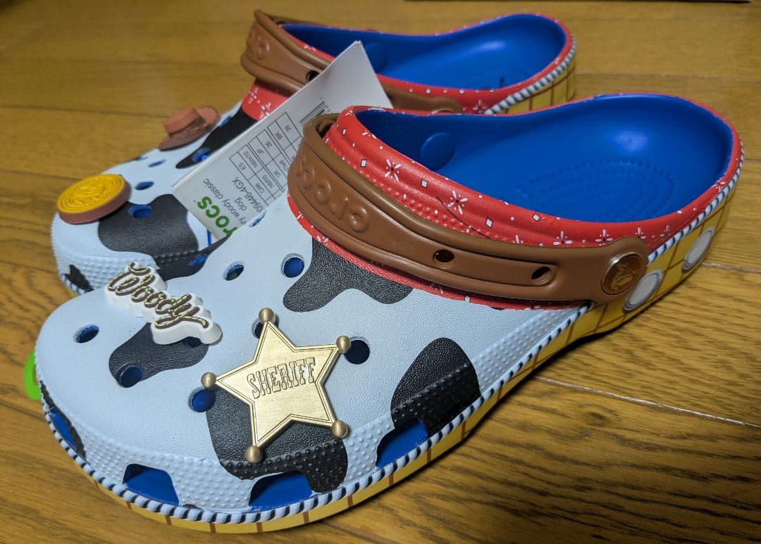 新品未使用タグ付　２6㎝　クロックス　トイストーリー ウッディ サンダル