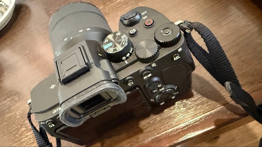 SONY α7Ⅳ ミラーレス一眼カメラ（レンズ付）おまけでフィルムカメラも