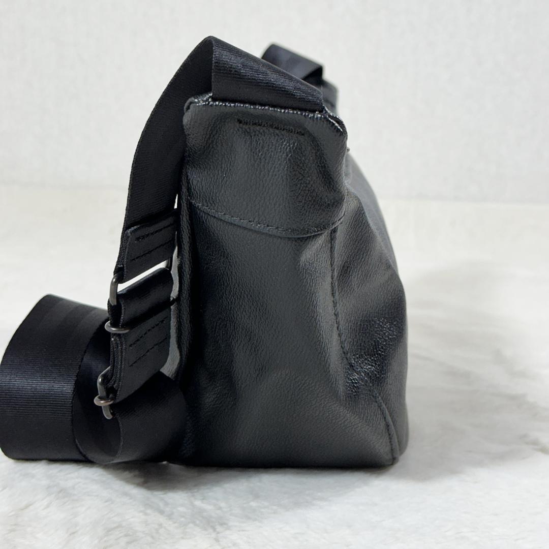 ポーター×ジャムホームメイド バナナ ショルダー レザー