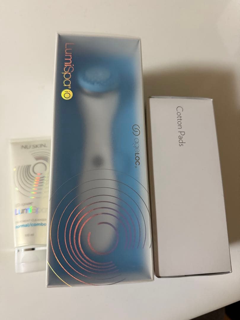 新品未使用　Nu Skin LumiSpa & クレンジングジェル&コットン1箱