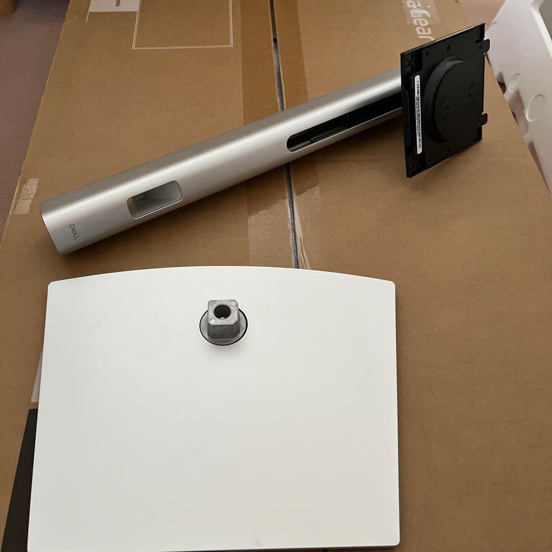 ハ*ル様 Dell 31.5インチ 4K USB-C HUB モニタ－ P322