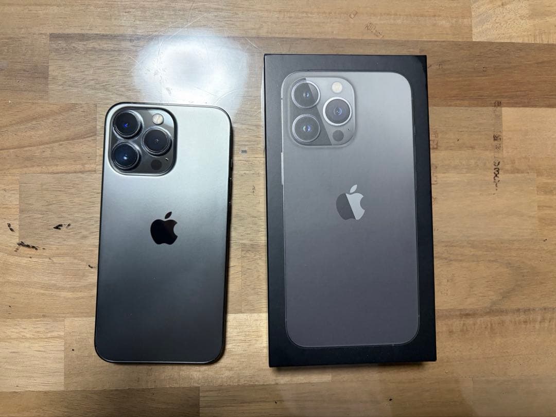 iPhone 13 Pro 256GB SIMフリー 箱、ライトニング有り