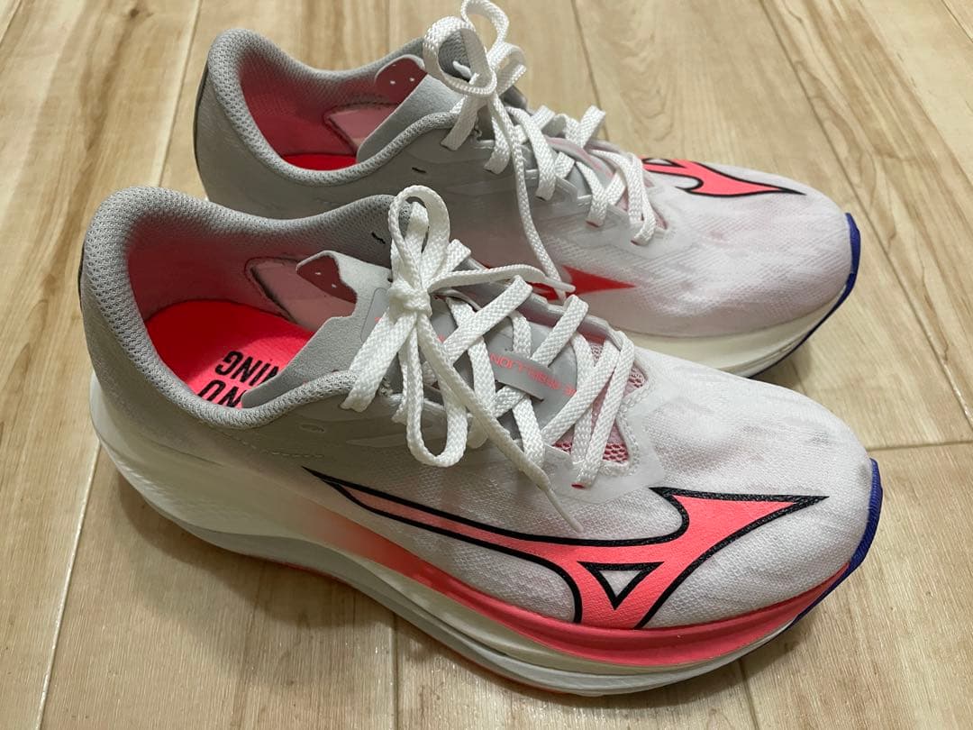 ウェーブ リベリオン フラッシュ 3 24.0cm