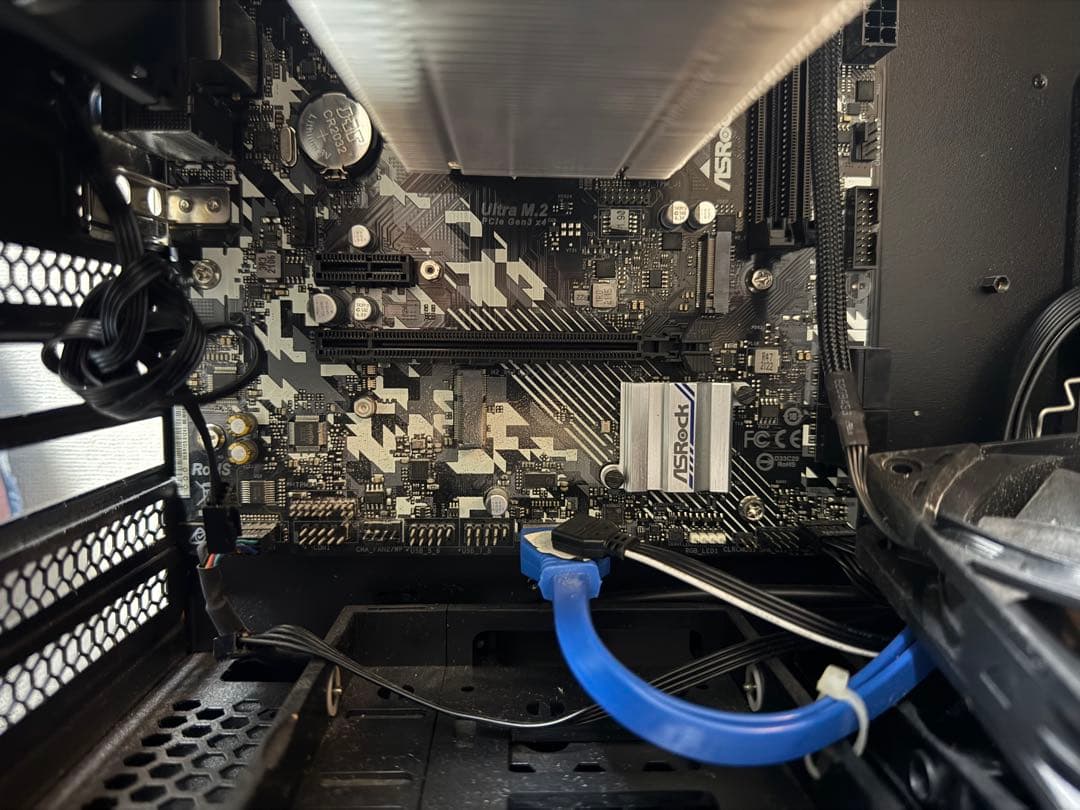 GALLERIA ケース CPU、CPUファン、マザーボード、電源付き