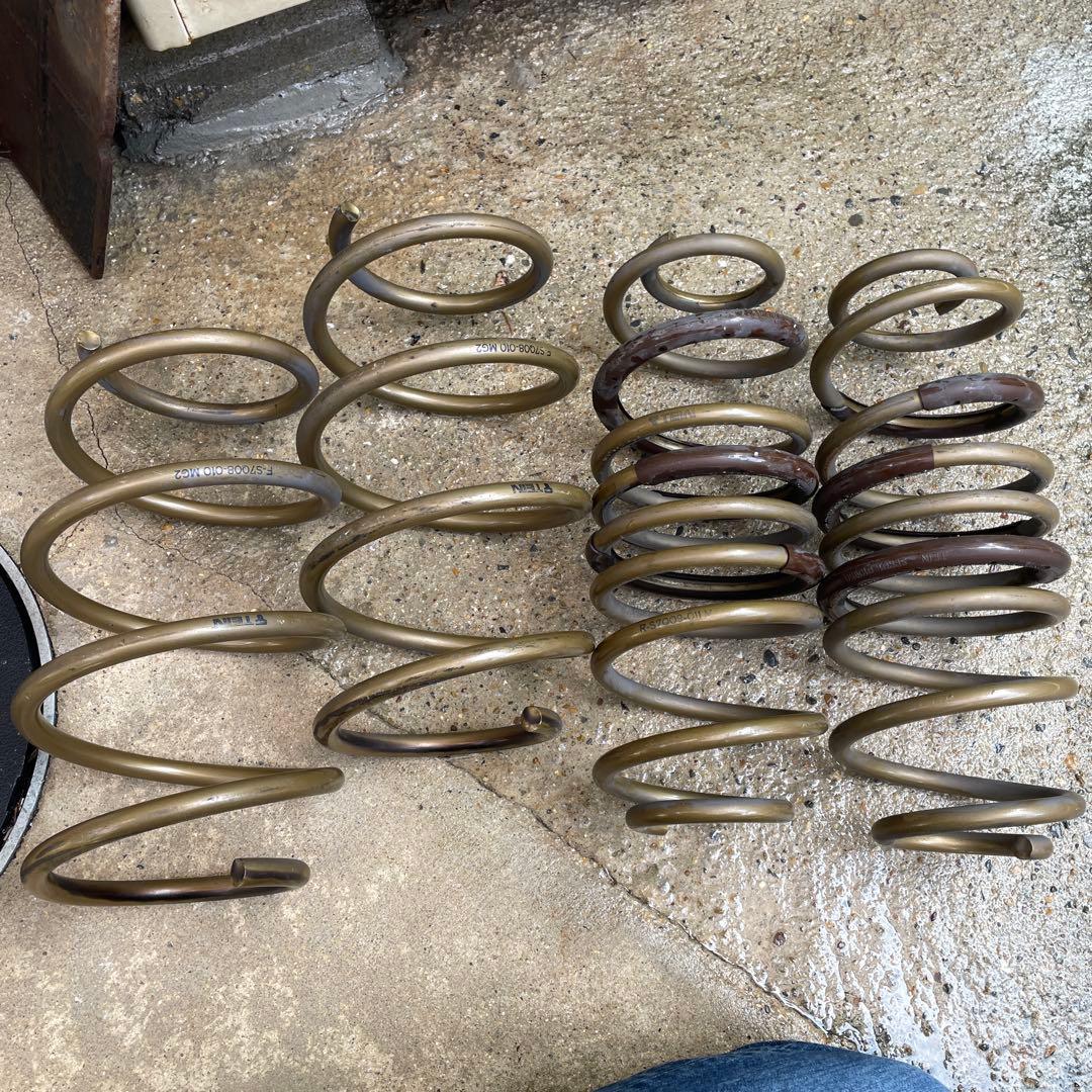 b*o様 プリウス30用TEIN サスペンション スプリングハイテック