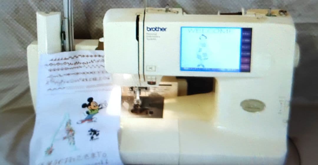 ミッキー 刺繍 厚物 文字 ブラザー ミシン 本体 ハンドメイド 手芸 リメイク