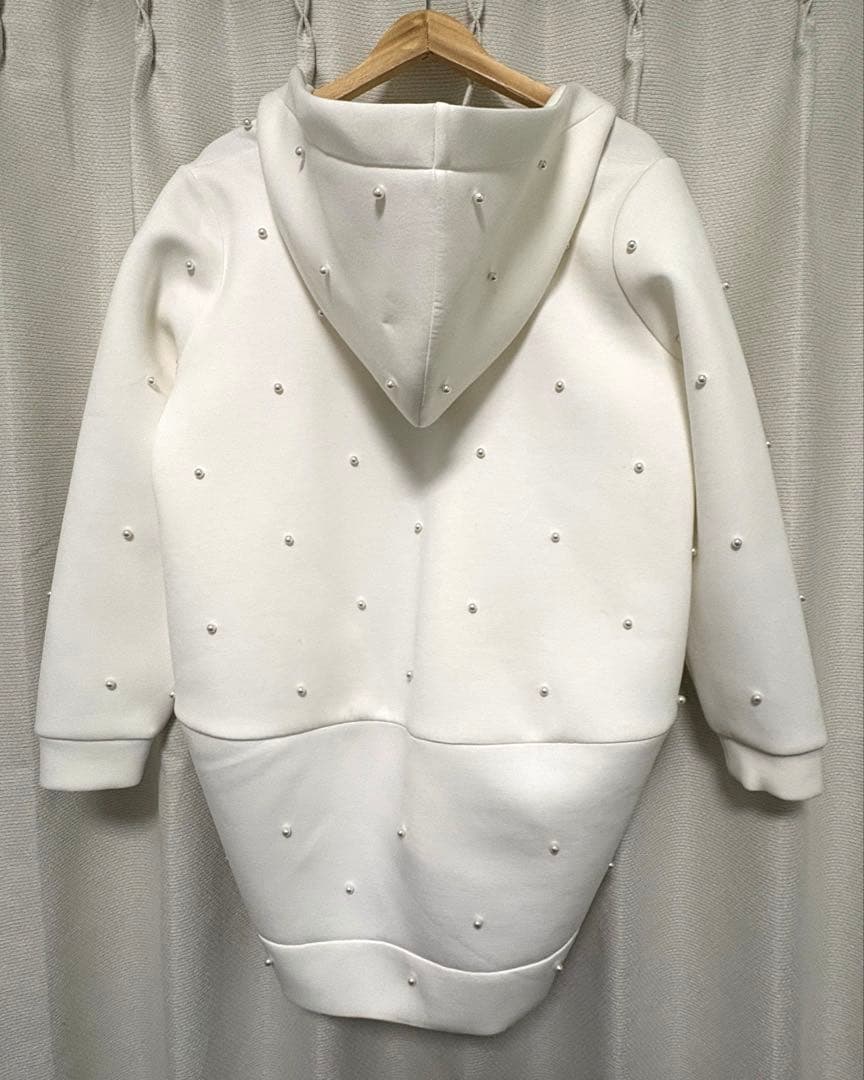 THE HANYコラボ 20th Chesty パール装飾フード付きパーカー