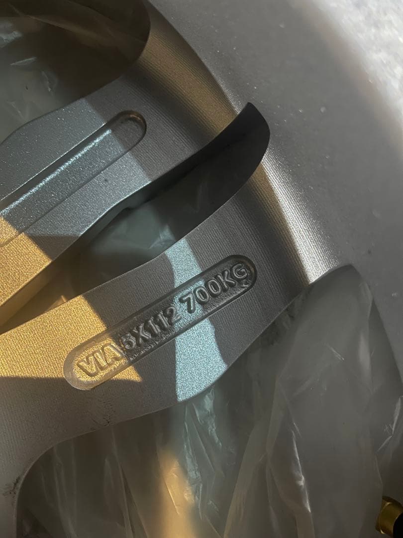 『MAY』　ユーロバーン17インチ　新品スタッドレスセット