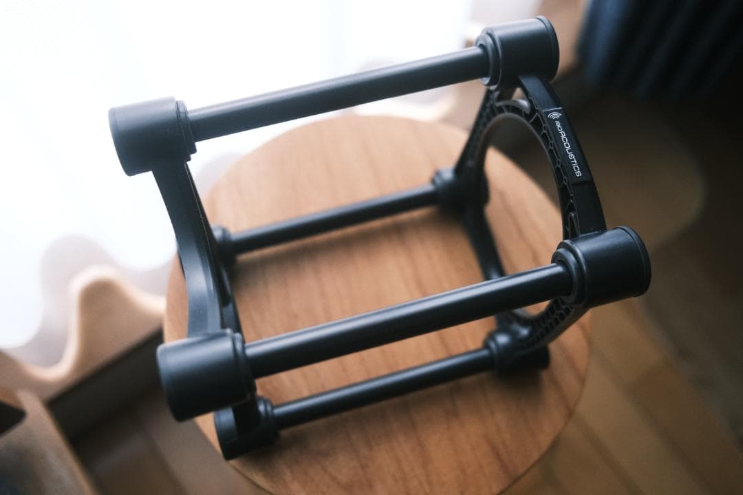 【山田】ISO Acoustics/ ISO-155 スピーカースタンド