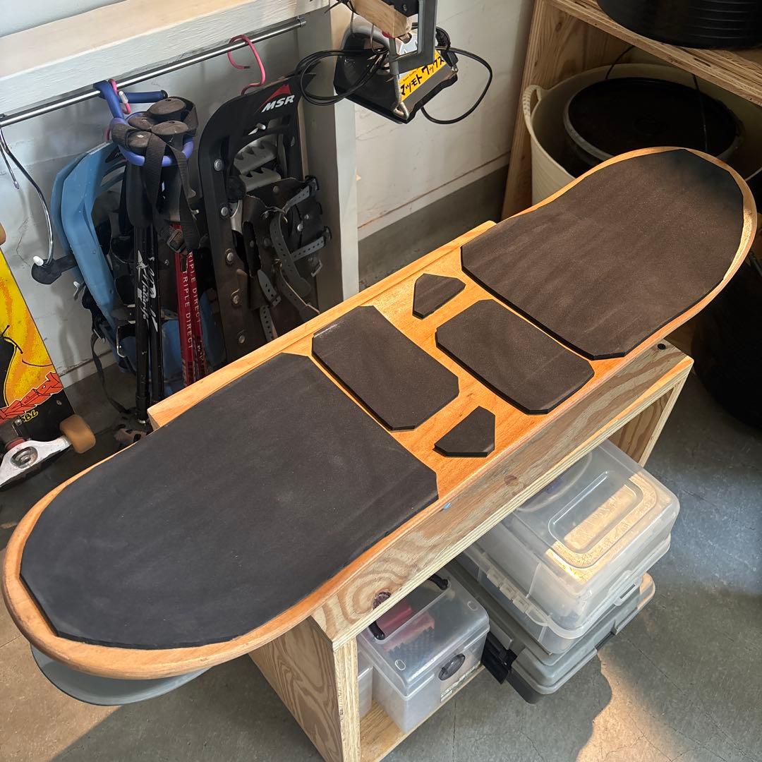 ゆ　スノースケートburton