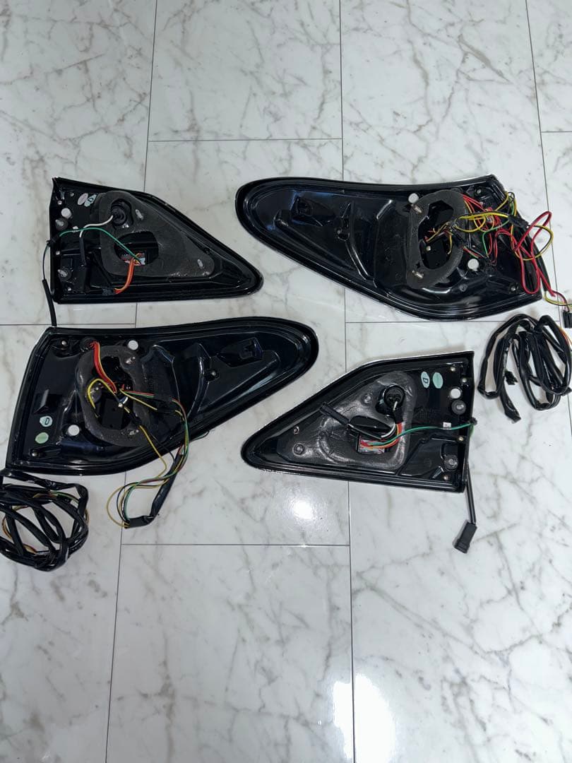 超美品10系レクサスRX ファイバーLEDテールクリスタルアイ 流れるウインカー