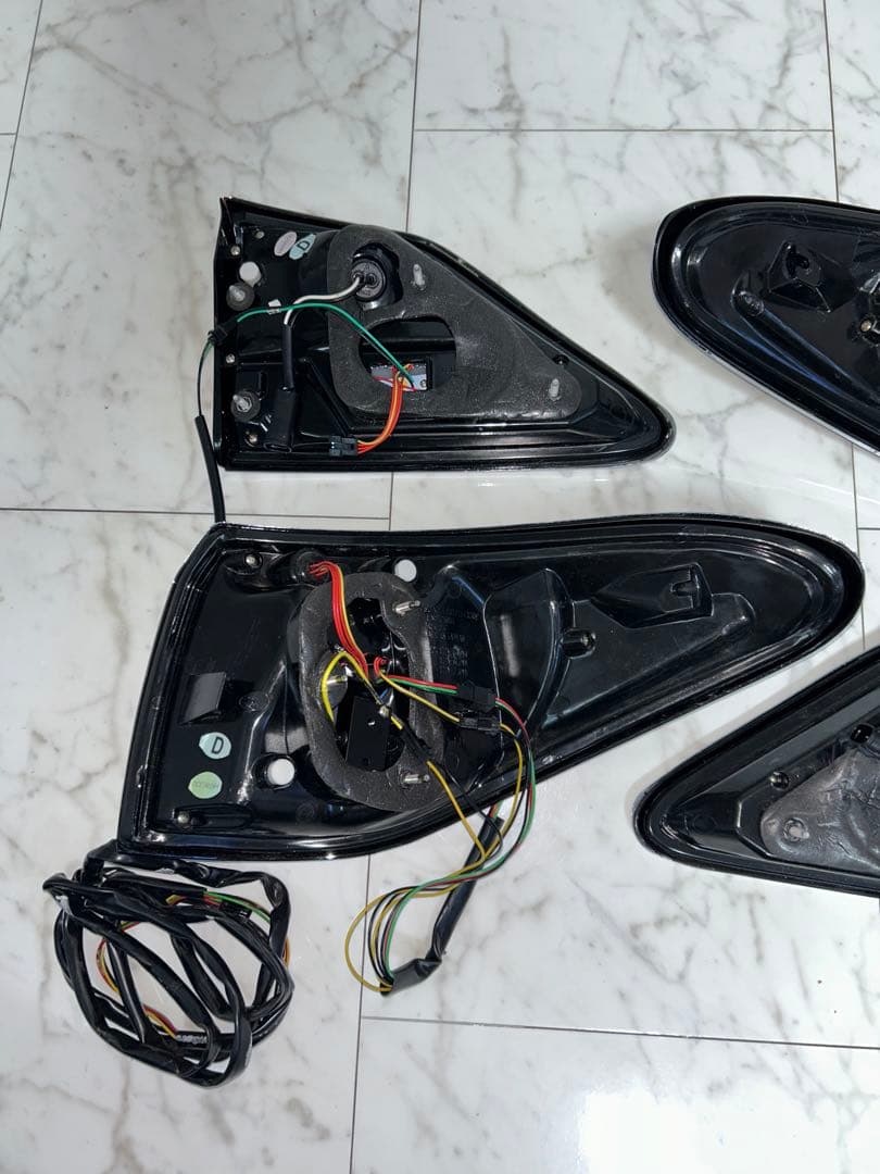 超美品10系レクサスRX ファイバーLEDテールクリスタルアイ 流れるウインカー