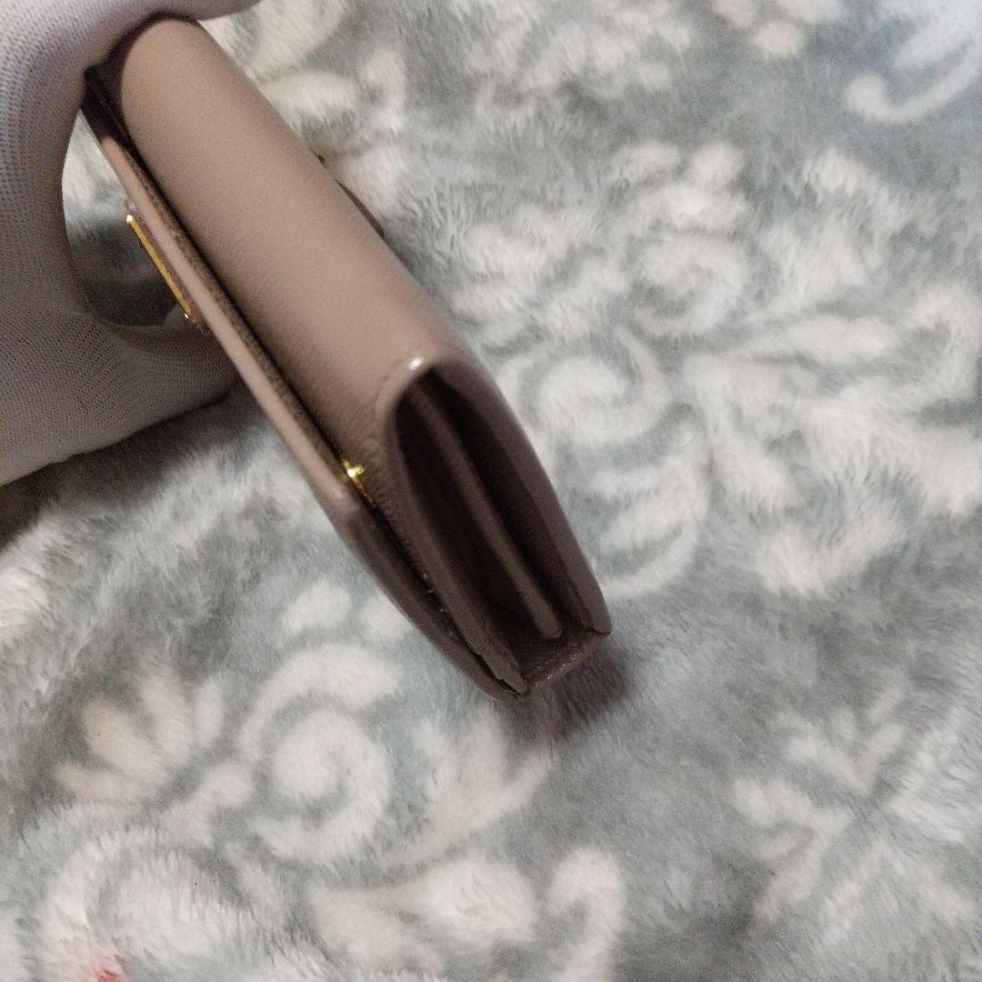 PRADA サフィアーノレザー 三角ロゴ長財布 ベージュ系