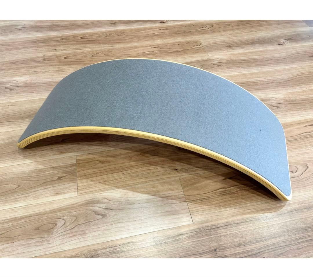 wobbel ウォーベル バランスボード 玩具 フェルト付き グレー