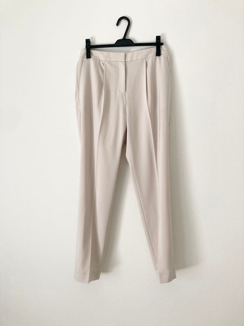 ICB Fiedテーパードパンツ　サイズ8